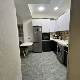 In Baku 80.0 m² apartment is for rent - Image 4