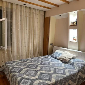 In Baku 100.0 m² apartment is for sale - Image 3