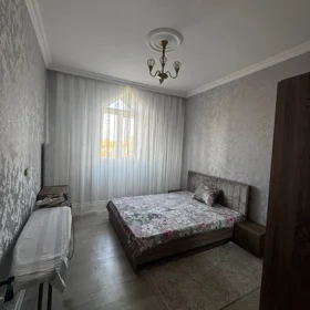 In Baku 80.0 m² apartment is for rent - Image 4
