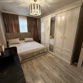 In Baku 68.0 m² apartment is for sale - Image 2