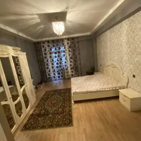 In Baku 80.0 m² apartment is for rent - Image 3