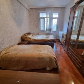 In Baku 80.0 m² apartment is for rent - Image 4