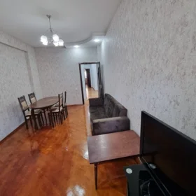 In Baku 80.0 m² apartment is for rent - Image 2