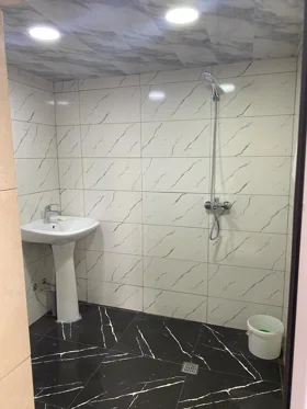 In Baku 65.0 m² house with 2.0 rooms is for sale - Image 5