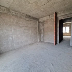 In Baku nan m² apartment is for sale - Image 4