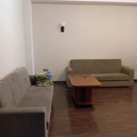 In Baku 80.0 m² apartment is for sale - Image 2