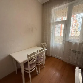 In Khirdalan 68.0 m² apartment is for rent - Image 3