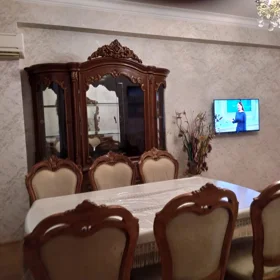 In Baku 90.0 m² apartment is for rent - Image 2