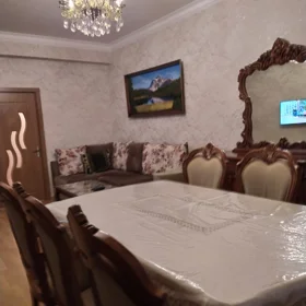 In Baku 90.0 m² apartment is for rent - Image 3