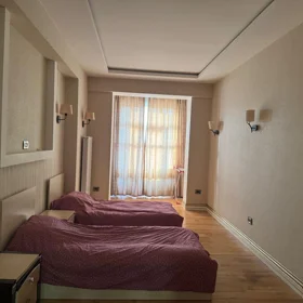 In Baku 147.0 m² apartment is for sale - Image 4