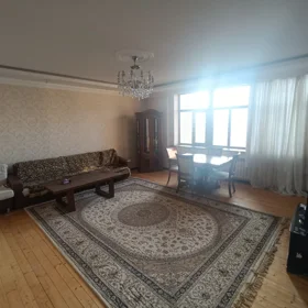 In Baku 120.0 m² apartment is for sale - Image 4