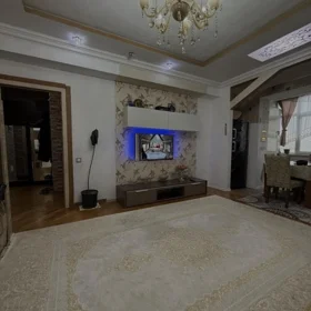 In Baku 62.0 m² apartment is for sale - Image 3