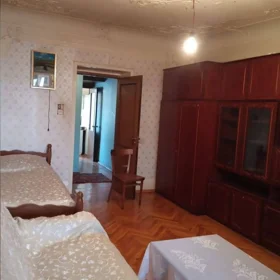 In Baku 70.0 m² apartment is for sale - Image 5