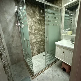 In Baku 68.0 m² apartment is for sale - Image 4