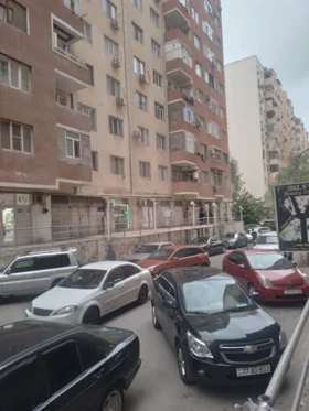 In Baku 50.0 m² apartment is for sale - Image 2