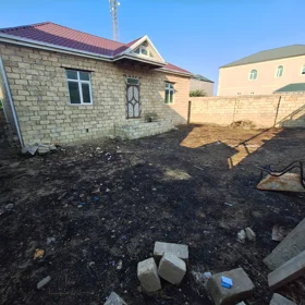 In Baku 120.0 m² house with 3.0 rooms is for sale - Image 2