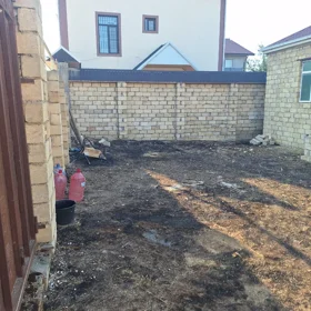 In Baku 120.0 m² house with 3.0 rooms is for sale - Image 3