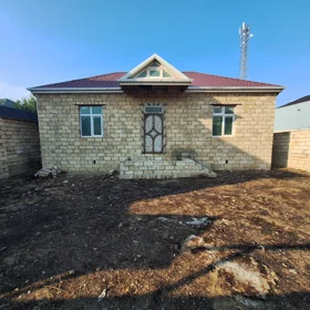 In Baku 120.0 m² house with 3.0 rooms is for sale - Image 4