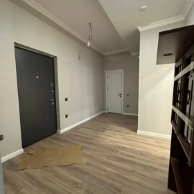 In Baku 98.0 m² apartment is for sale - Image 4