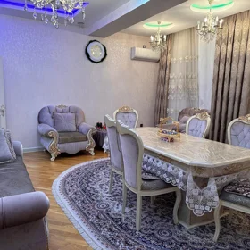 In Baku 110.0 m² apartment is for rent - Image 3