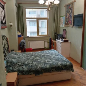 In Baku 155.0 m² apartment is for sale - Image 4