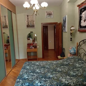 In Baku 155.0 m² apartment is for sale - Image 5