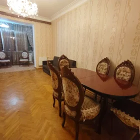 In Baku 65.0 m² apartment is for rent - Image 2