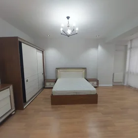 In Baku 140.0 m² apartment is for rent - Image 5