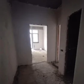 In Baku 61.0 m² apartment is for sale - Image 2