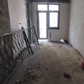 In Baku 61.0 m² apartment is for sale - Image 3