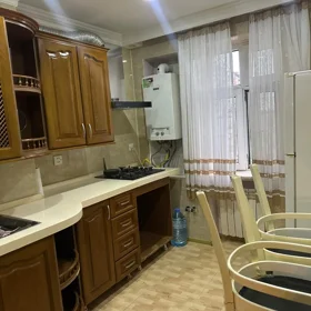 In Baku 140.0 m² apartment is for rent - Image 4
