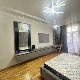 In Baku 110.0 m² apartment is for rent - Image 3