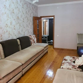 In Khirdalan 86.0 m² apartment is for sale - Image 2