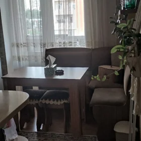 In Baku 80.0 m² apartment is for sale - Image 2
