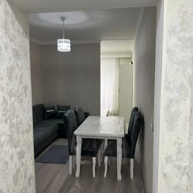 In Baku 65.0 m² apartment is for rent - Image 3