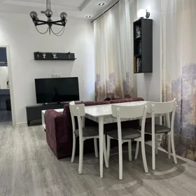 In Baku 60.0 m² apartment is for rent - Image 5