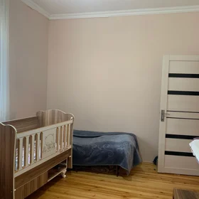 In Baku 195.0 m² house with 5.0 rooms is for sale - Image 4