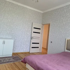 In Baku 195.0 m² house with 5.0 rooms is for sale - Image 5