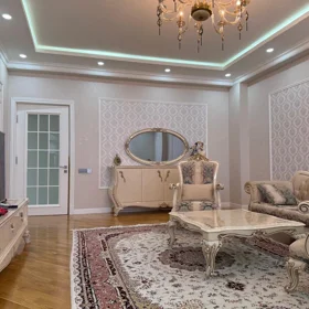 In Baku 160.0 m² apartment is for sale - Image 3
