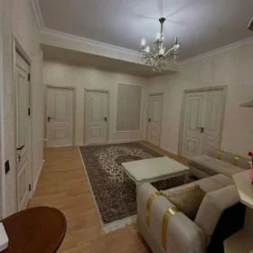 In Khirdalan 140.0 m² apartment is for sale - Image 2