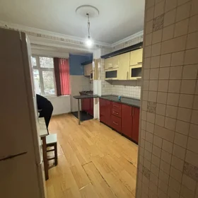 In Baku 75.0 m² apartment is for rent - Image 5