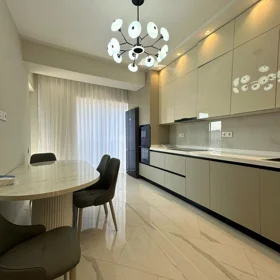 In Baku 128.0 m² apartment is for sale - Image 2
