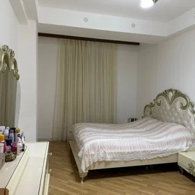 In Baku 75.0 m² apartment is for rent - Image 2