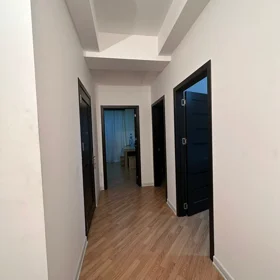 In Baku 75.0 m² apartment is for rent - Image 5