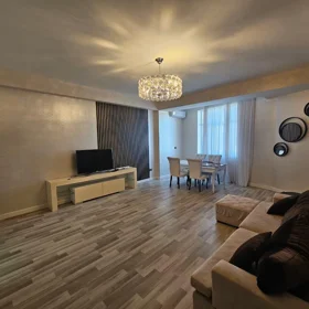 In Baku 145.0 m² apartment is for rent - Image 4