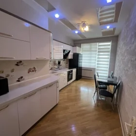 In Baku 92.0 m² apartment is for rent - Image 2