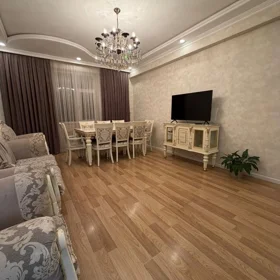 In Baku 90.0 m² apartment is for sale - Image 4