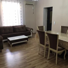 In Baku 103.0 m² house with 5.0 rooms is for sale - Image 2