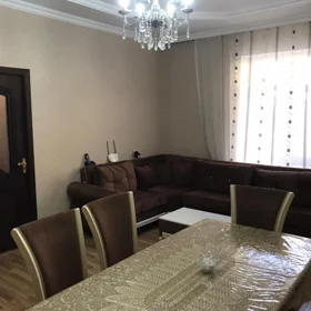 In Baku 103.0 m² house with 5.0 rooms is for sale - Image 3
