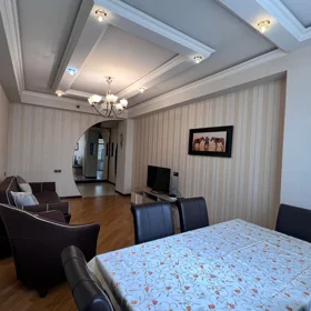 In Baku 96.0 m² apartment is for rent - Image 3